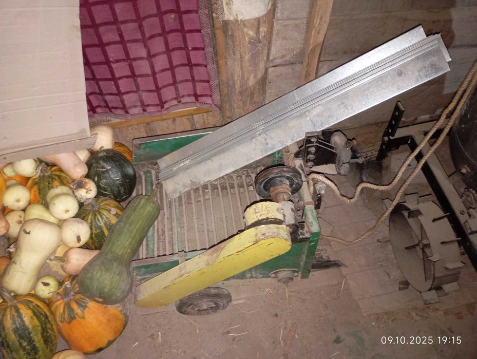 Продам міні трактор