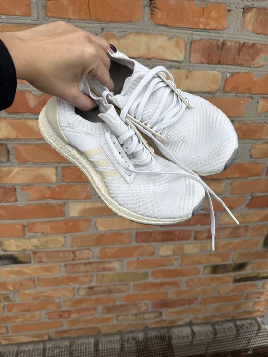 Кросовски adidas boost 38/24 см