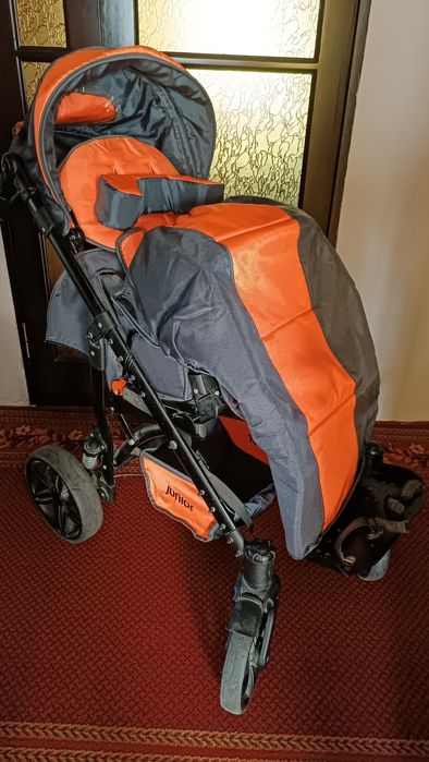 Інвалідна ортопедична коляска