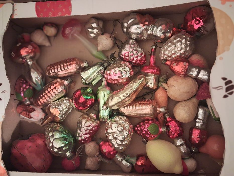 старые елочные игрушки