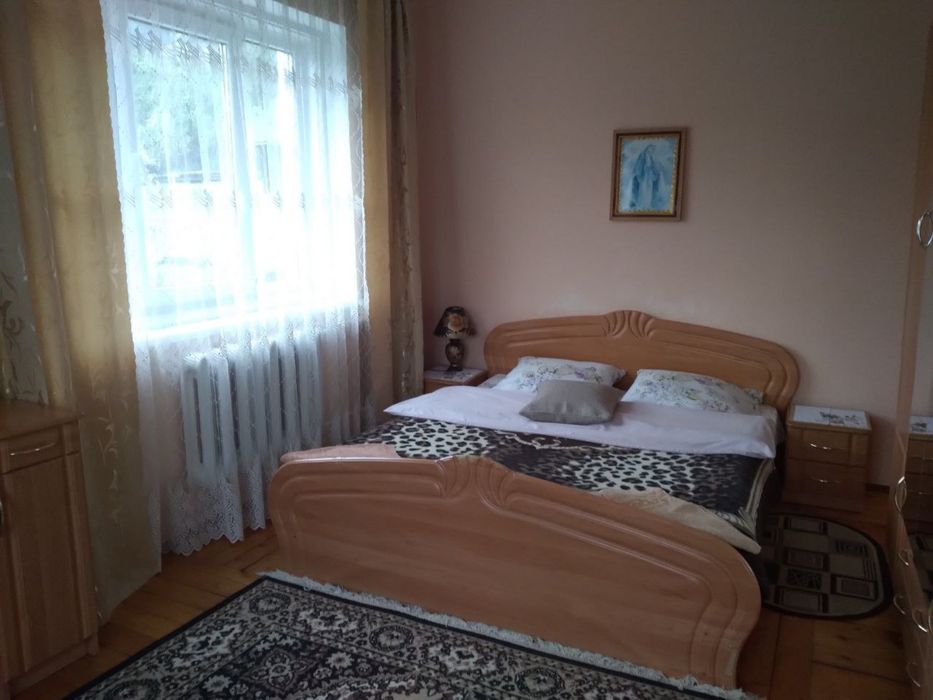 Відпочинок в Яремче . У Батьківській Хаті.