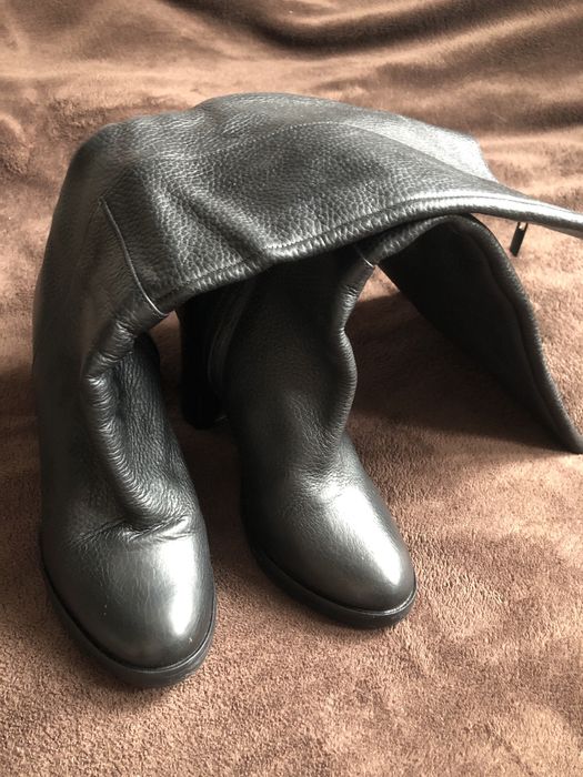 Czarne Skórzane kozaki Reserved 39 5,5 stan bardzo dobry słupek 10,5
