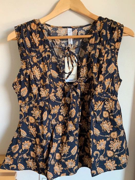Blusa com padrão - MANGO