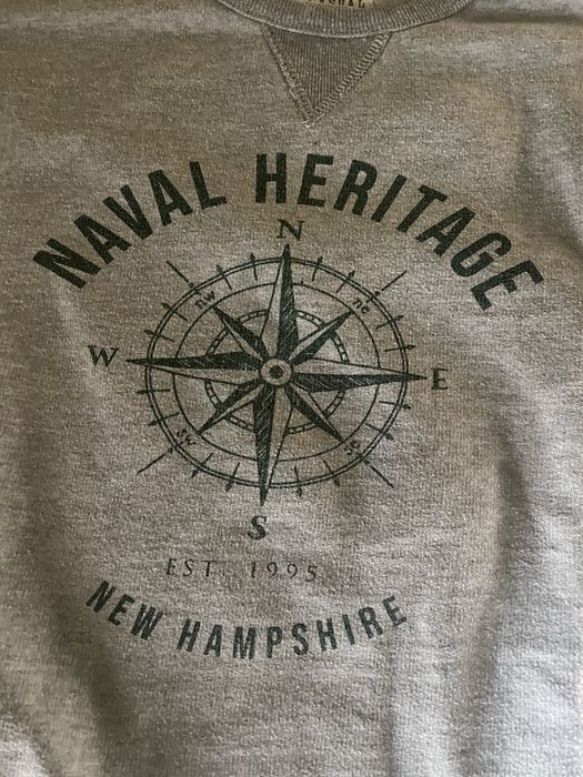 Camisola da Naval Heritage