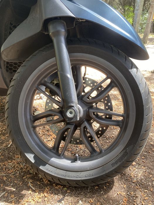 Piaggio Beverly 400 (2021)