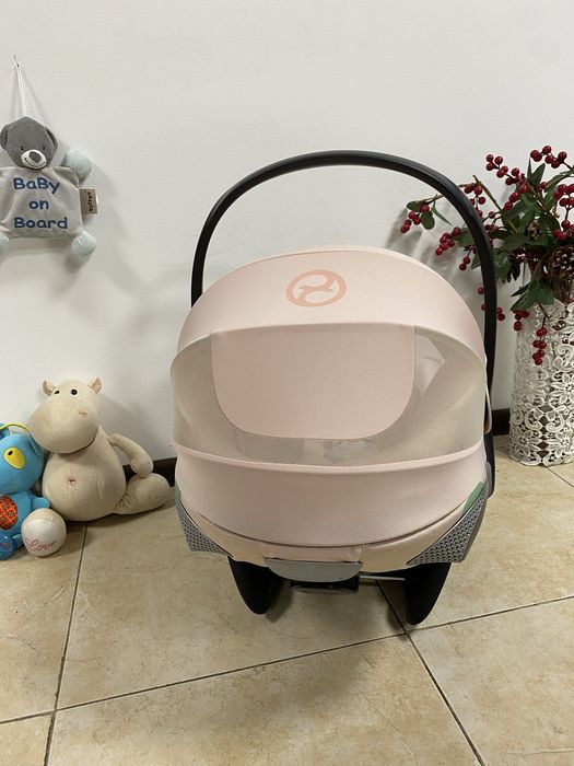 Автокрісло CYBEX Cloud T Plus i-Size Група 0+ (0-13 кг) автолюлька