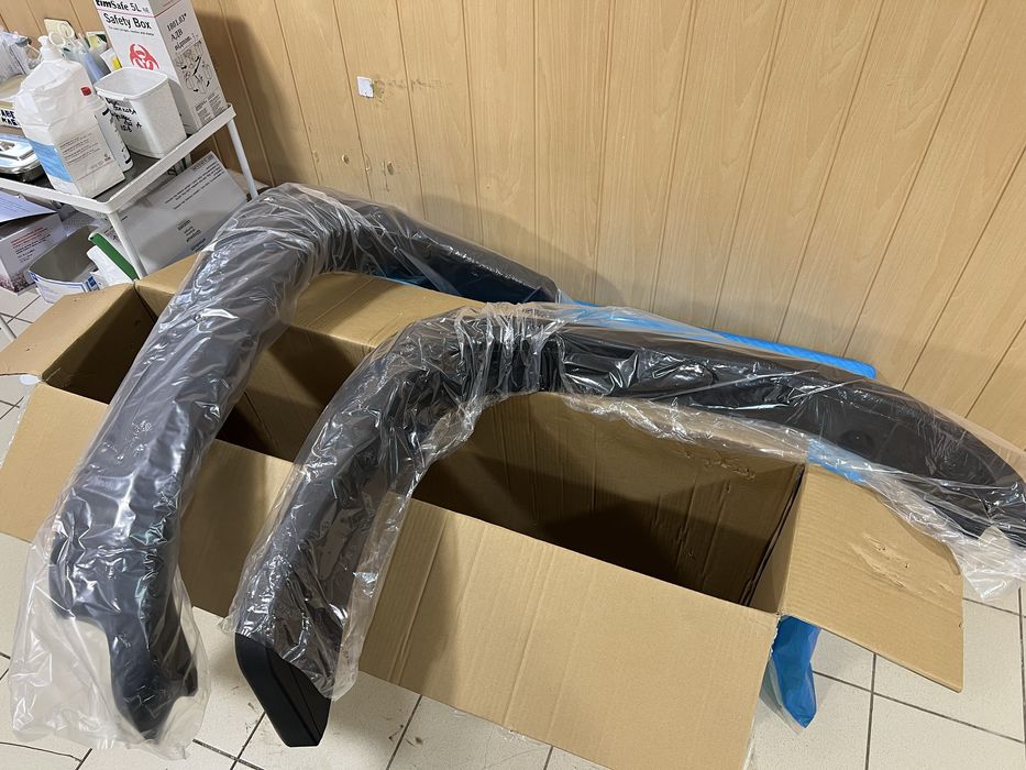 Розширювачи арок на Fj Cruiser ( фендери 3 штуки)