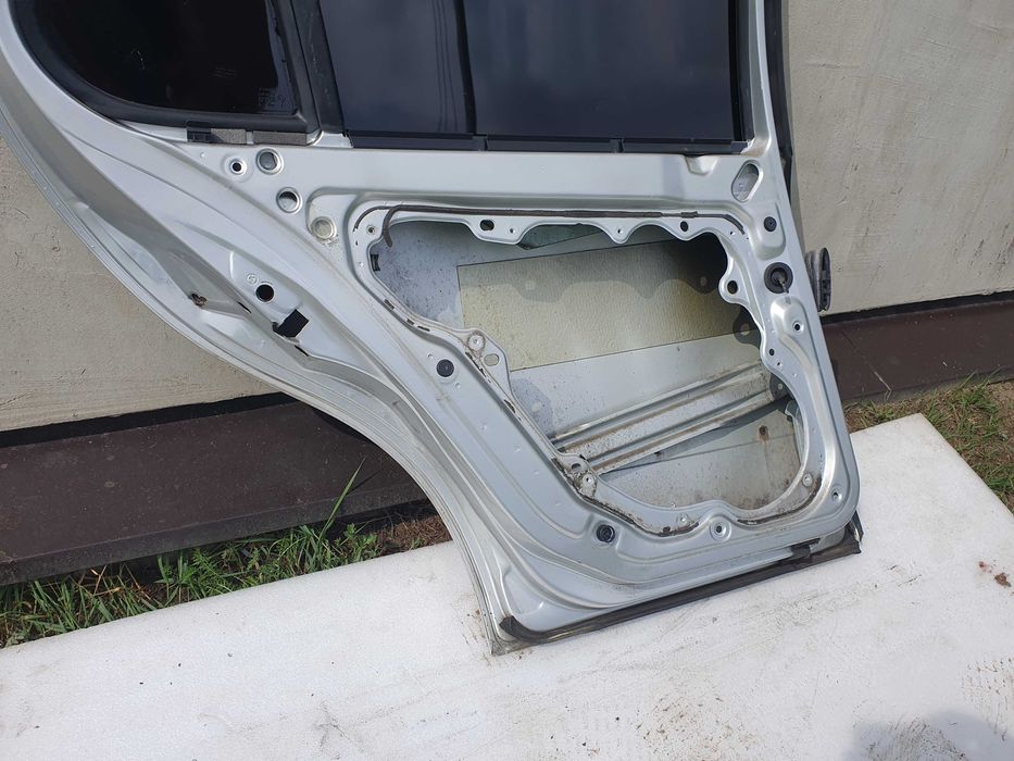 Drzwi lewe tył tylne Seat Leon 1 L57N LS5N