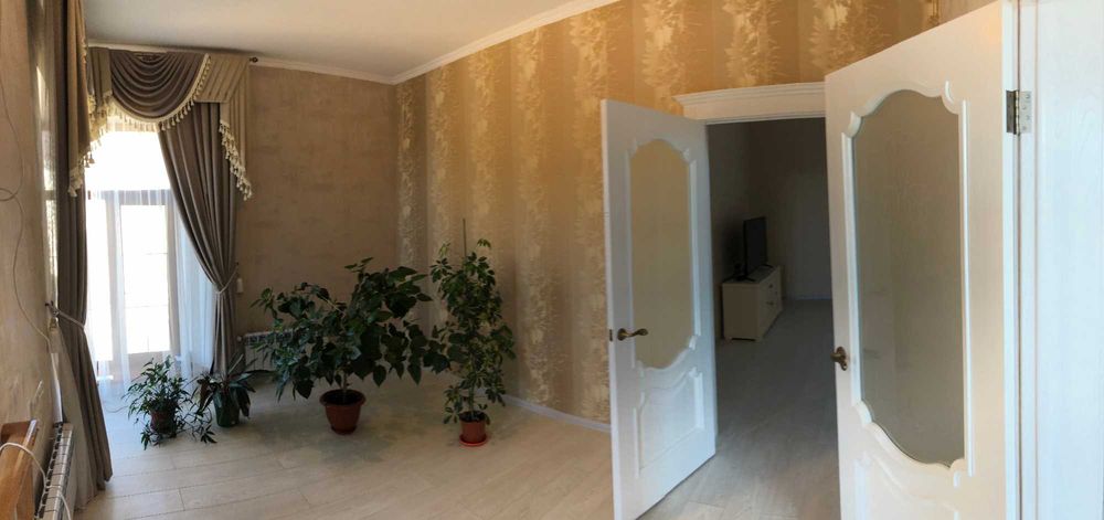 Дом в Совиньоне на ведущей к морю улице