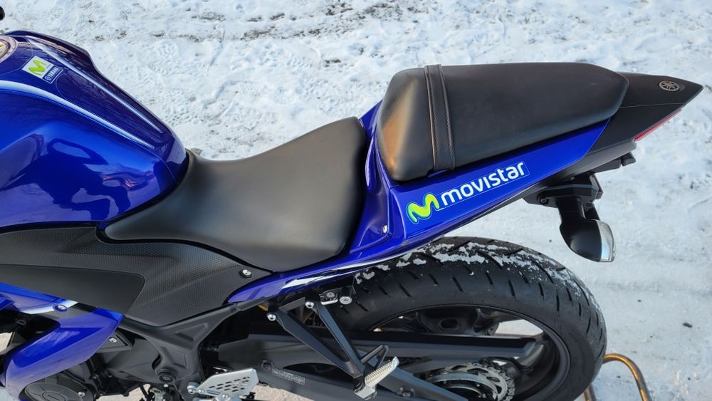 Yamaha R25. Sport Bike