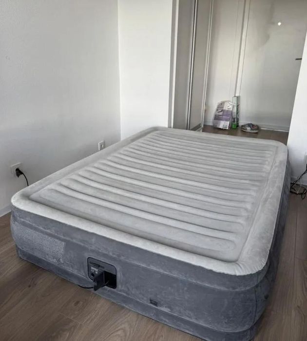 ОПЛАТА ЧАСТИНАМИ /// Дешеві надувні ліжка Надувні кроваті двоспальні