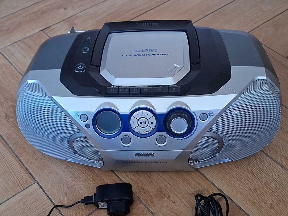 Philips Boombox z pilotem i opcjonalnie funkcją Bluetooth (BT)