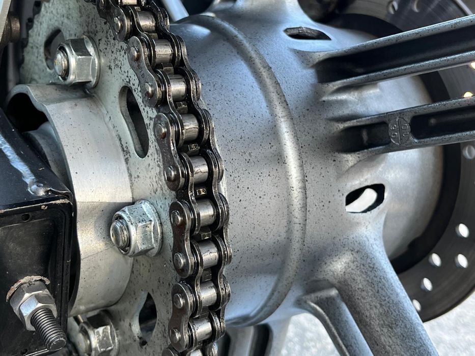 Honda CBF 500 muito nova