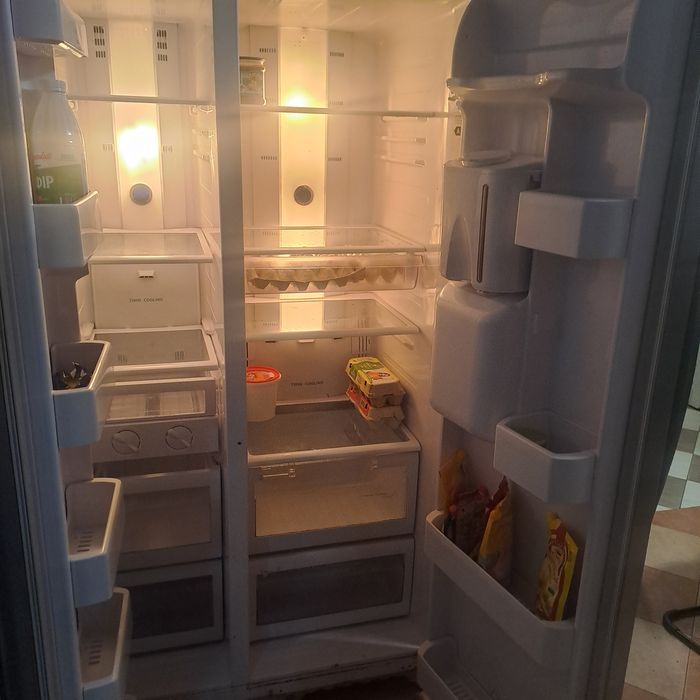 Продам холодильник