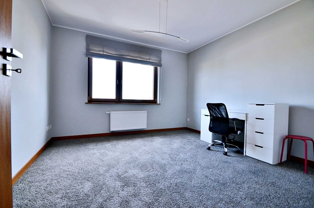 Przestronne 3 Pok. | Miejsce parkingowe | Szeroka