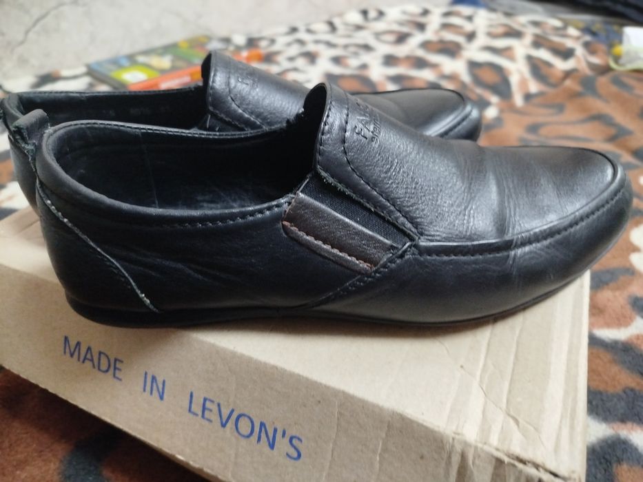 Туфлі чорні чоловічі