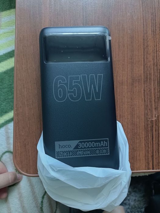 Продам павербанк Hoco db81. 65w, 30000 mAh.
