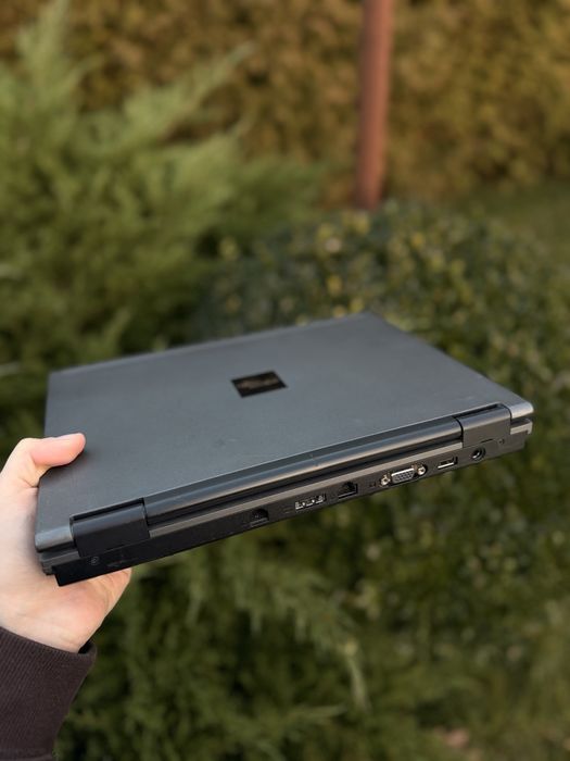 Ноутбук Fujitsu Siemens U9210 Core 2 Duo P8400 4/100GB  2.1″