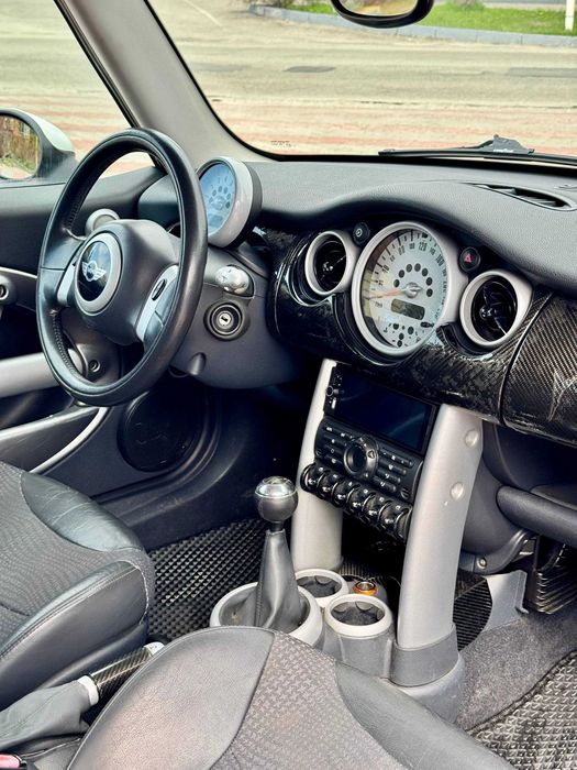 MINI Cooper 2002 1.6 Мкпп