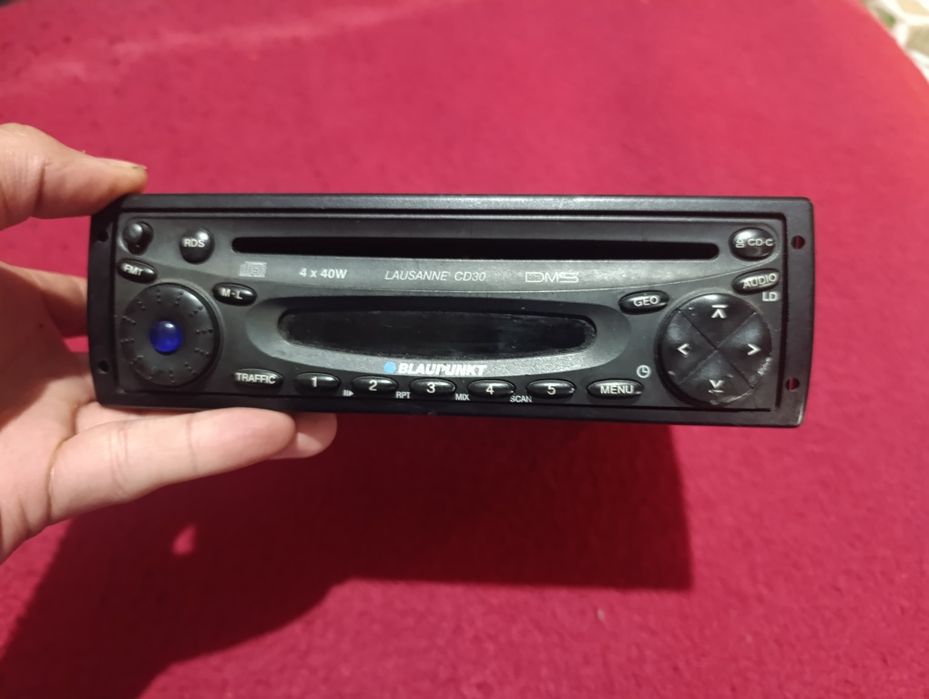 Radio blaupunck lausanne cd30 a funcionar