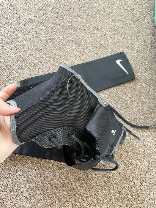 голеностопный суппорт (бандаж) Nike