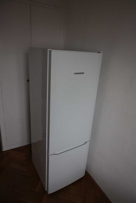 Lodówka Liebherr biała 160 cm z dolnym zamrażalnikiem