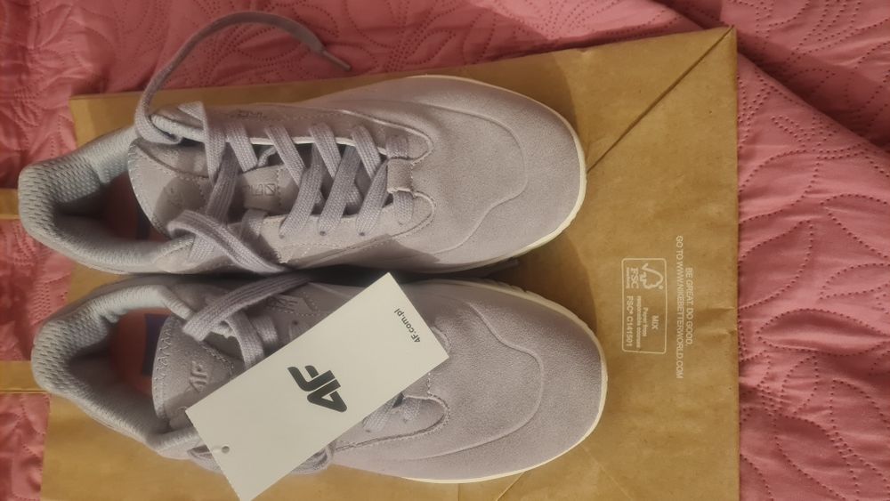 Buty sportowe damskie 4F, skórzane, nowe, r.41