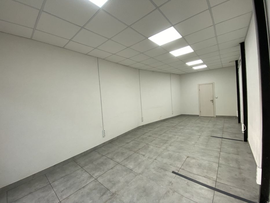 Оренда комерція магазин кавʼярня фасад 40 квадратів