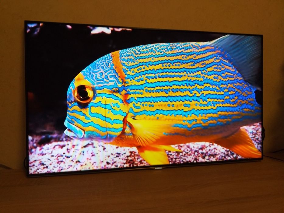 Продаж SAMSUNG 40" діагональ Smart TV.