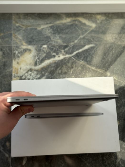 Macbook air 2019 8/128