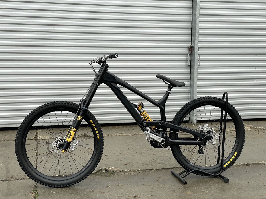 Rower Downhill Yt Tues Custom Hope