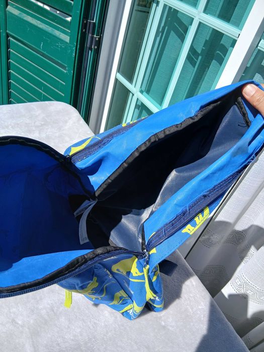 Mochila escolar azul com dinossauros kids