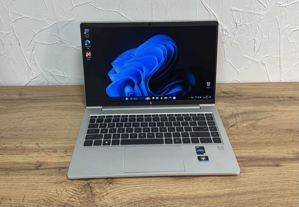 HP EliteBook 640 G9 – i5-1245U, 16GB RAM, 256GB SSD