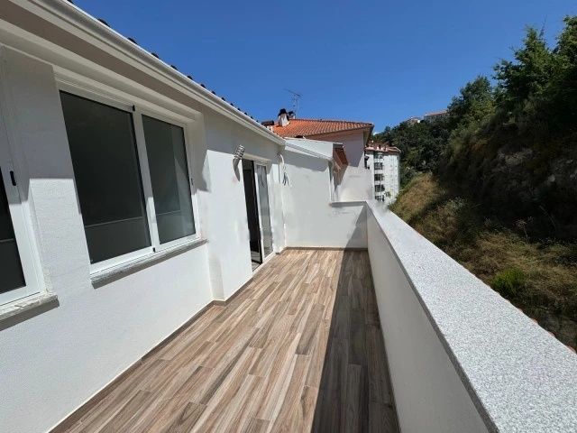 Vendo apartamento T1 + arrumos
