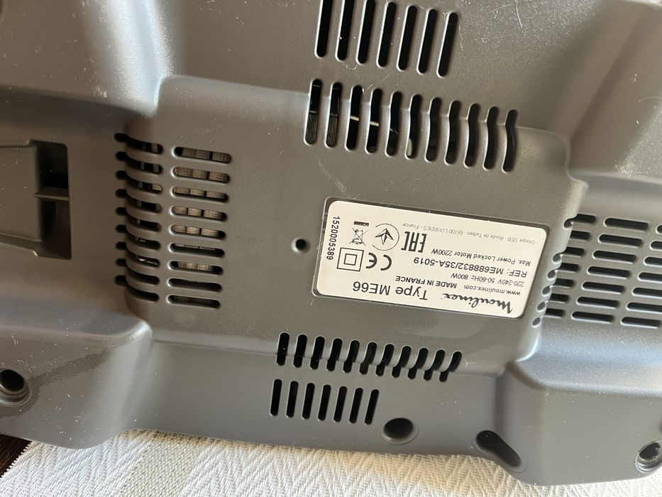 Комбайн-мясорубка Moulinex hv8 pro 2200w