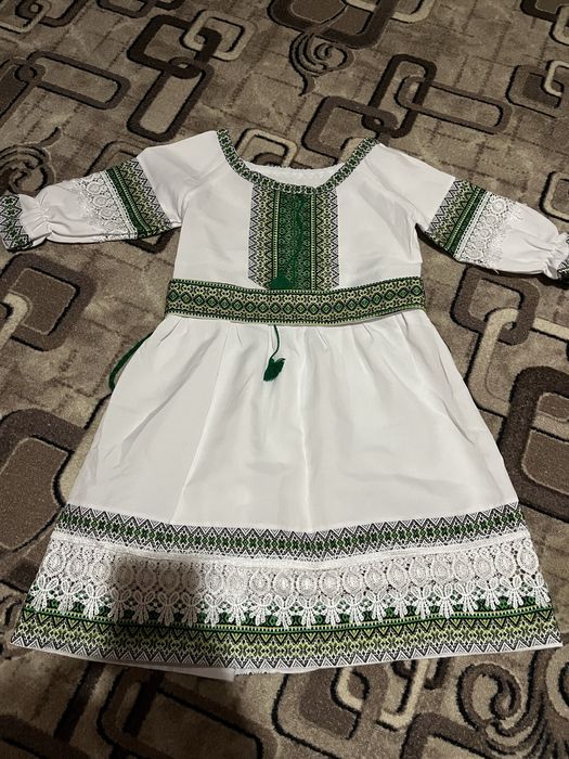 Платтячко вишите для принцеси