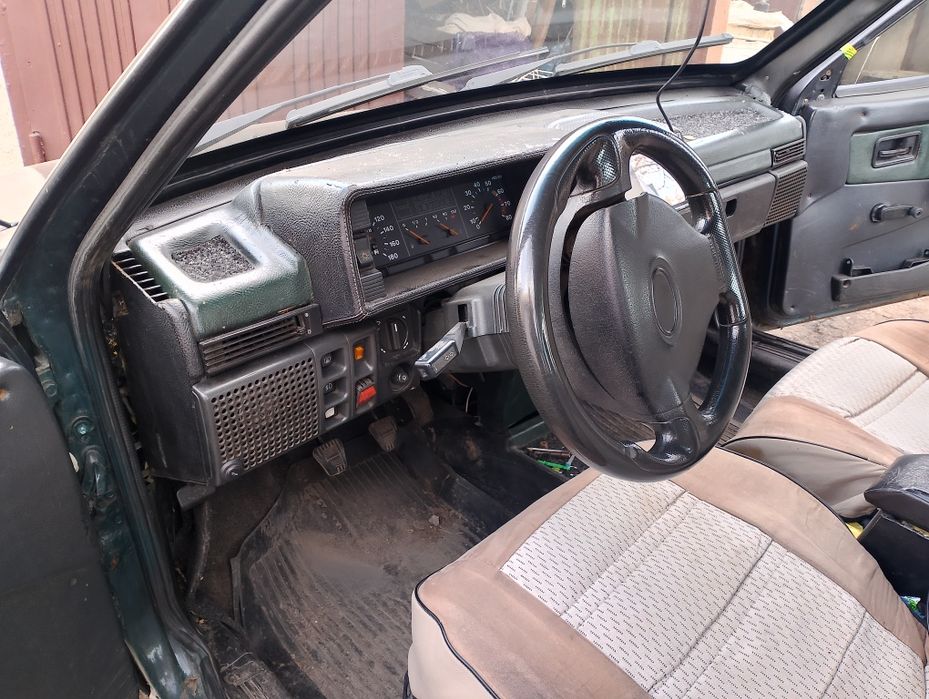 Обміняю ваз 099 1.5 бенз інжекторну