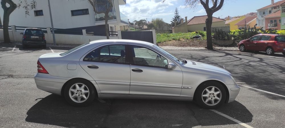 Mercedes Benz C220