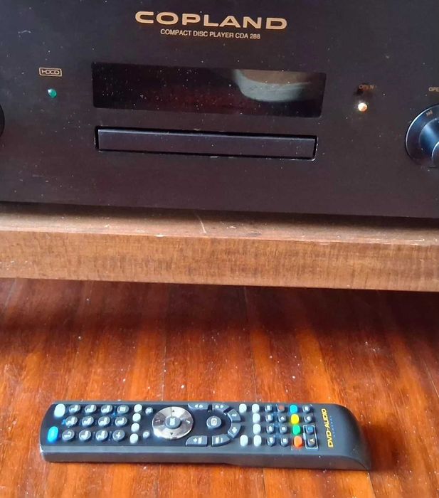 Leitor de CD Copland CDA 288 HDCD