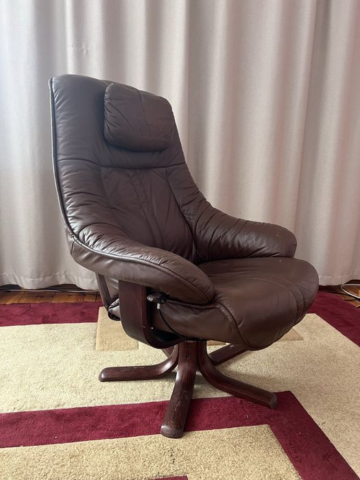Крісло реклайнер шкіряне | відкидне | дуже зручне
