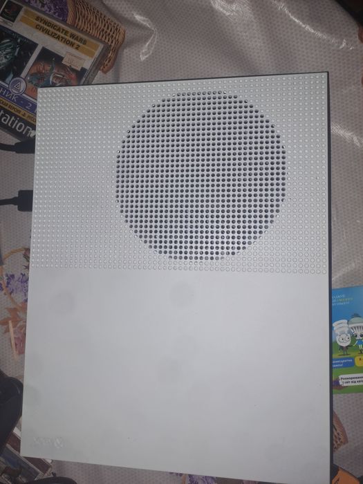 XBOX стан як новий з повною комплектацєю