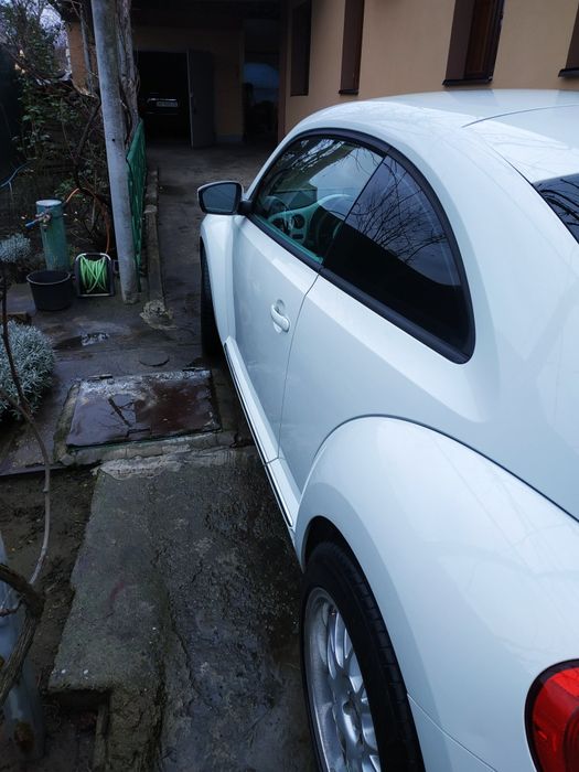 Продам vw deetle 2013 1.8т 10300 долларов