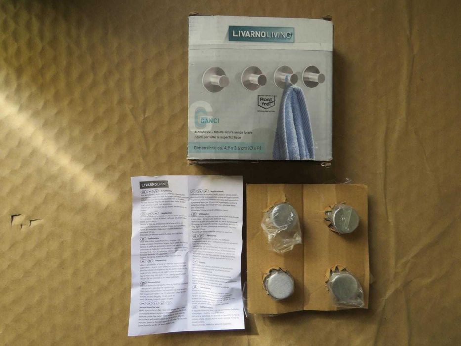 Ganchos (4) em aço inoxidável com autocolante (sem ter furar). NOVOS