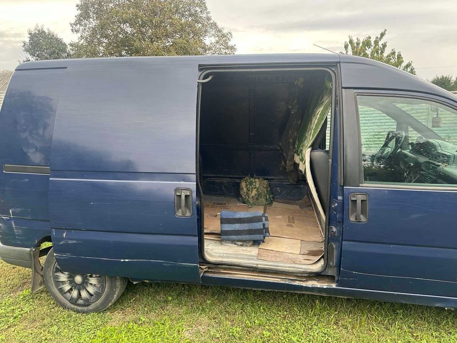 Продам Peugeot Expert 2002