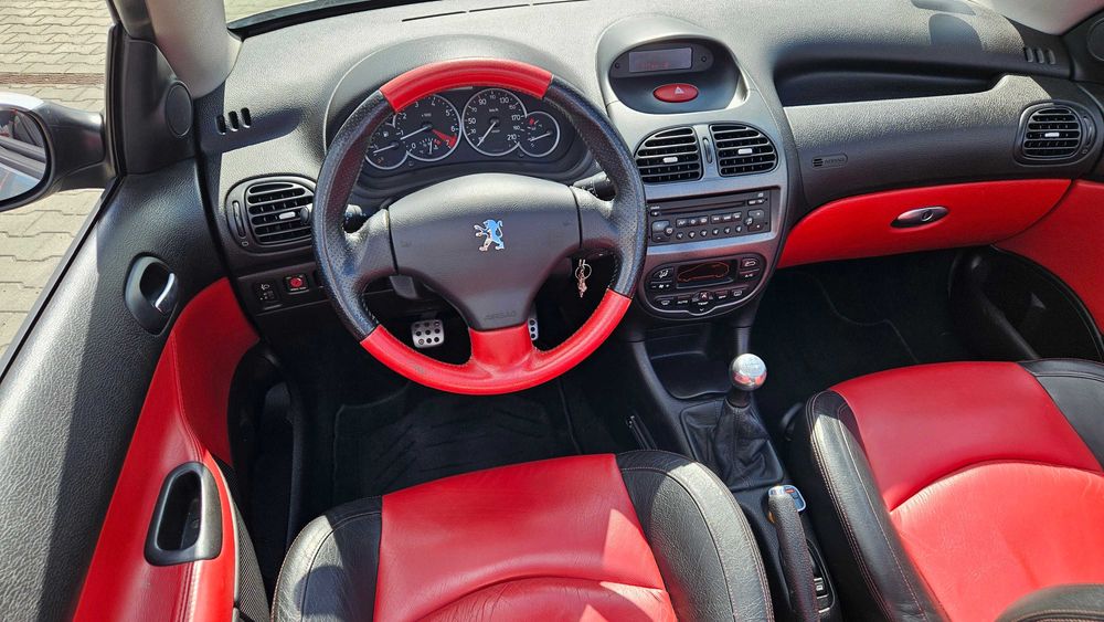 Peugeot 206cc / 2.0 benzyna 136KM / Czerwono-Czarne skóry / Edycja limitowana / SUPER STAN!