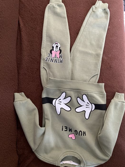 Костюм фісташкового кольору 92 розмір