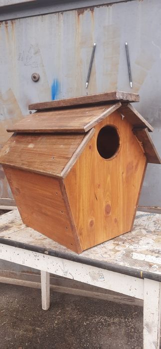 Будиночок для мандаринок, білок, птахів.