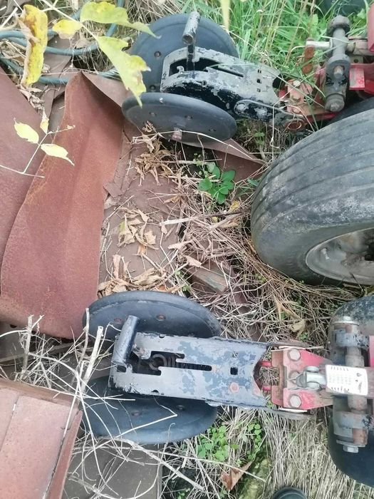 Сівалка для просапних культур Massey Ferguson 555 (12 рядкова)