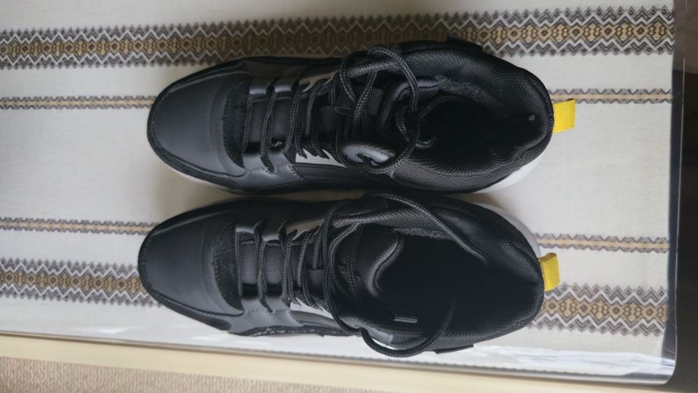 Чоловічі шкіряні зимові теплі чоботи