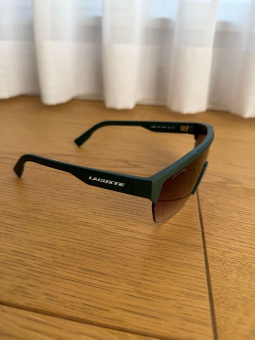 Zielone okulary przeciwsłoneczne, Lacoste L989S 301